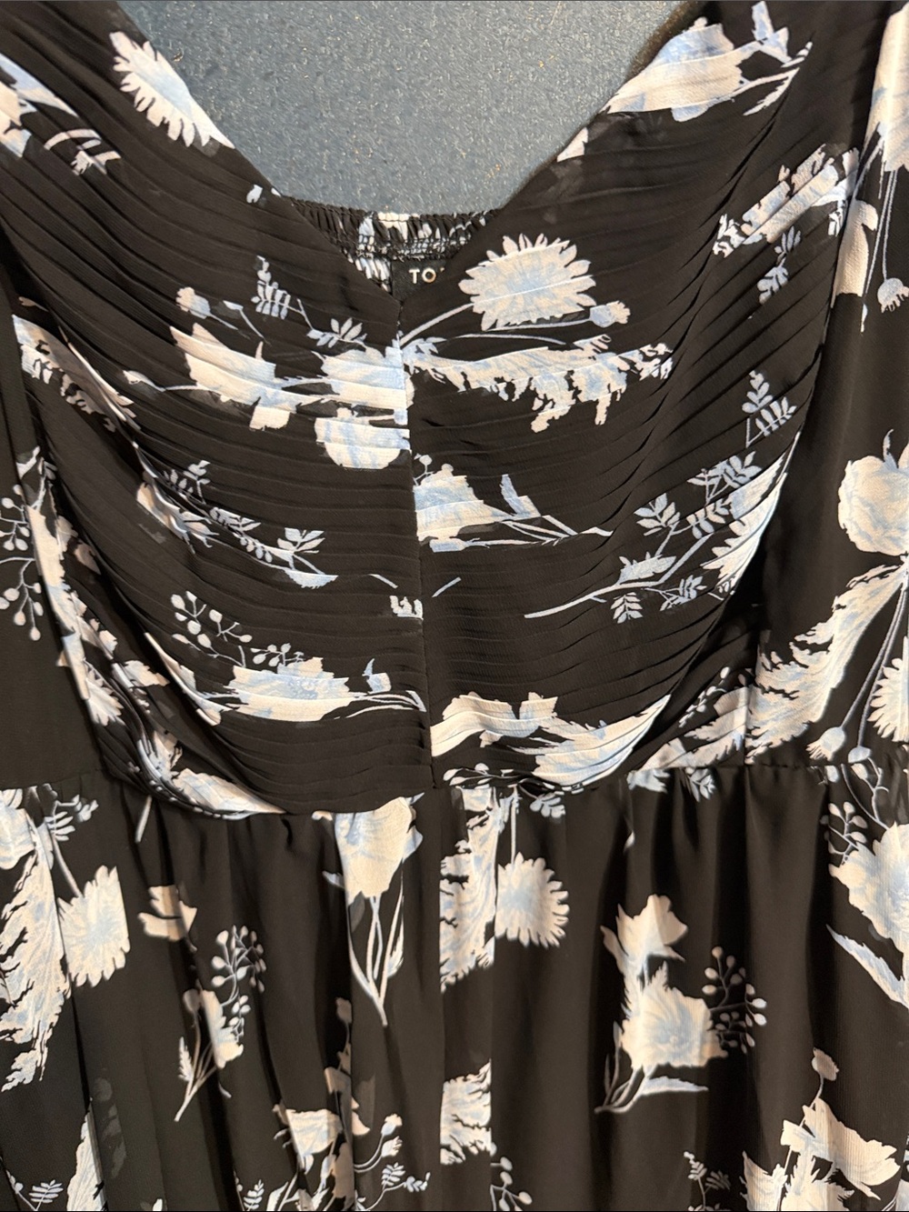 Torrid black floral sundress size 3 - Picture 2 of 4
